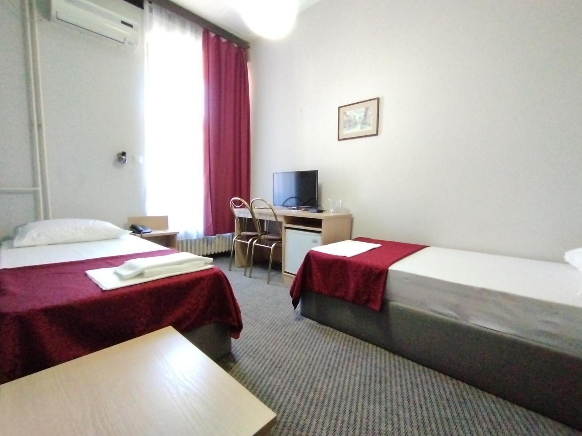 Hotel Vojvodina Novi Sad Exterior foto
