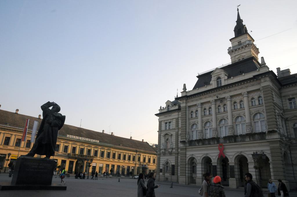 Hotel Vojvodina Novi Sad Exterior foto